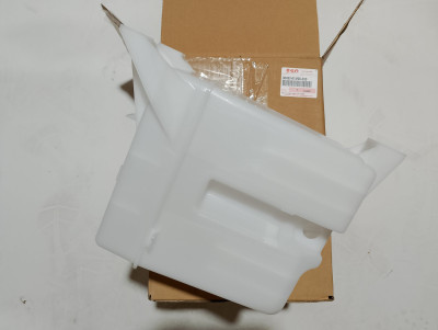 38450-61M30-000 Бачок омивача Suzuki 38450-61M30-000 Бачок омивача Suzuki