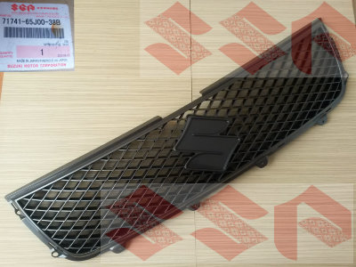 Решітка радіатора 71741-65J00-38B Suzuki Grand Vitara  Решітка радіатора 71741-65J00-38B Suzuki Grand Vitara