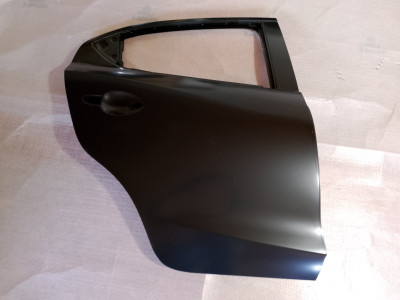 D0Y0-72-02XJ Двері задні праві Mazda Demio D0Y0-72-02XJ Двері задні праві Mazda Demio