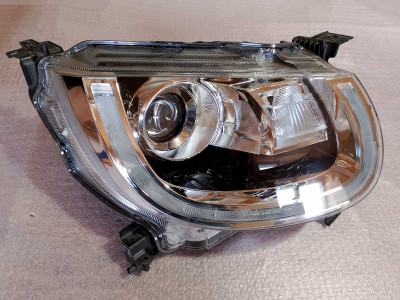 35120-62R60 Фара права SUZUKI IGNIS, б/в 35120-62R60 Фара права SUZUKI IGNIS