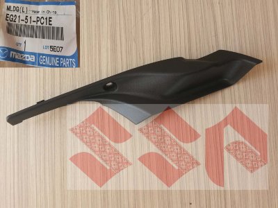 Уголок накладки дворников левый mazda CX-7, EG21-51-PC1E Уголок накладки дворников левый mazda CX-7, EG21-51-PC1E