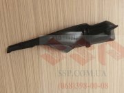 Уголок накладки дворников, правый, mazda CX-7, EG21-51-PB1F