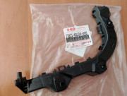 Кронштейн бампера заднього правий 71821-68L00-000 Suzuki Swift
