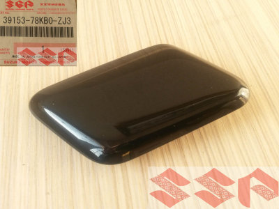 Крышка омывателя фары правой (black), suzuki Grand Vitara, 39153-78KB0-ZJ3 Крышка омывателя фары правой (black), suzuki Grand Vitara, 39153-78KB0-ZJ3