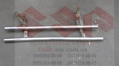 Подножки для Suzuki Grand Vitara б/у Подножки для Suzuki Grand Vitara б/у