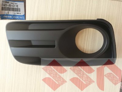Накладка противотуманной фары, правая mazda CX-7, EG22-50-C11E Накладка противотуманной фары, правая mazda CX-7, EG22-50-C11E