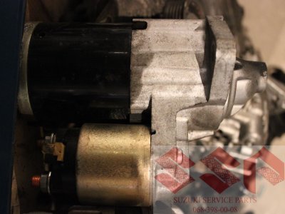 Стартер suzuki б/у 