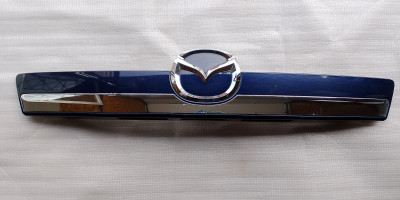 TD1650811 Накладка кришки багажника Mazda CX-9, б/в TD1650811 Накладка кришки багажника Mazda CX-9, б/в