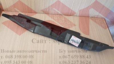 Накладка передняя правая крыла Suzuki SX-4 72351-79J00 Накладка передняя правая крыла Suzuki SX-4 72351-79J00