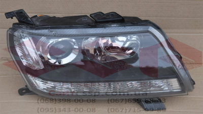 Фара правая Suzuki Grand Vitara б/у 35120-64J31 Фара правая Suzuki Grand Vitara б/у 35120-64J31
