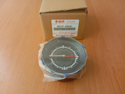 9921F-86R00 Часи центральної консолі Suzuki Vitara III  9921F-86R00 Часи центральної консолі Suzuki