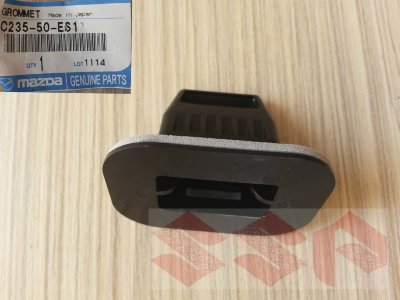 Клипса крепежная mazda 5, CX7, CX9, C235-50-ES1 Клипса крепежная mazda 5, CX7, CX9, C235-50-ES1