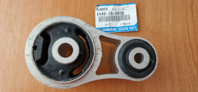 EH46-39-040B задняя подушка двигателя Mazda EH4639040B задняя подушка двигателя Mazda