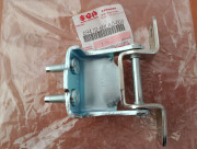 Петля двері верхня задня права 69410-68LA0-000 Suzuki