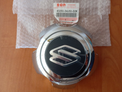 Ковпак колеса центральний 43250-54J50-D2W Suzuki Ковпак колеса центральний 43250-54J50-D2W Suzuki