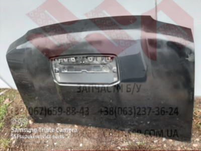 Капот Suzuki Jimny б/у 58300-57М00 Капот Suzuki Jimny б/у 58300-57М00