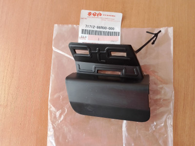 Заглушка гака переднього бампера зовнішня 71712-86R00-000 Suzuki Vitara Заглушка гака переднього бампера зовнішня 71712-86R00-000 Suzuki Vitara
