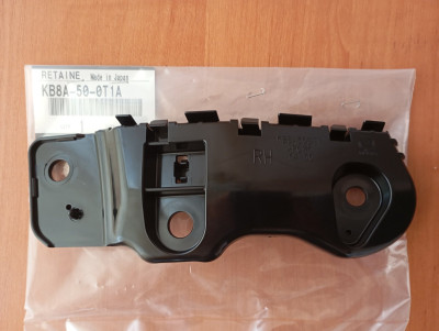 Кріплення бампера переднього KB8A-50-0T1A Mazda CX-5 Кріплення бампера переднього KB8A-50-0T1A Mazda CX-5