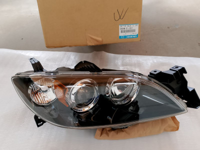 BNYW-51-031 Права фара Mazda 3 BNYW-51-031 Права фара Mazda 3