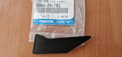 BBM4-59-762 Заглушка Mazda BBM4-59-762 Заглушка Mazda