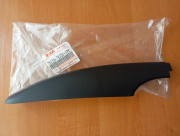 Накладка кронштейна рейлінгу пластикова ліва 78226-79J00-5PK Suzuki